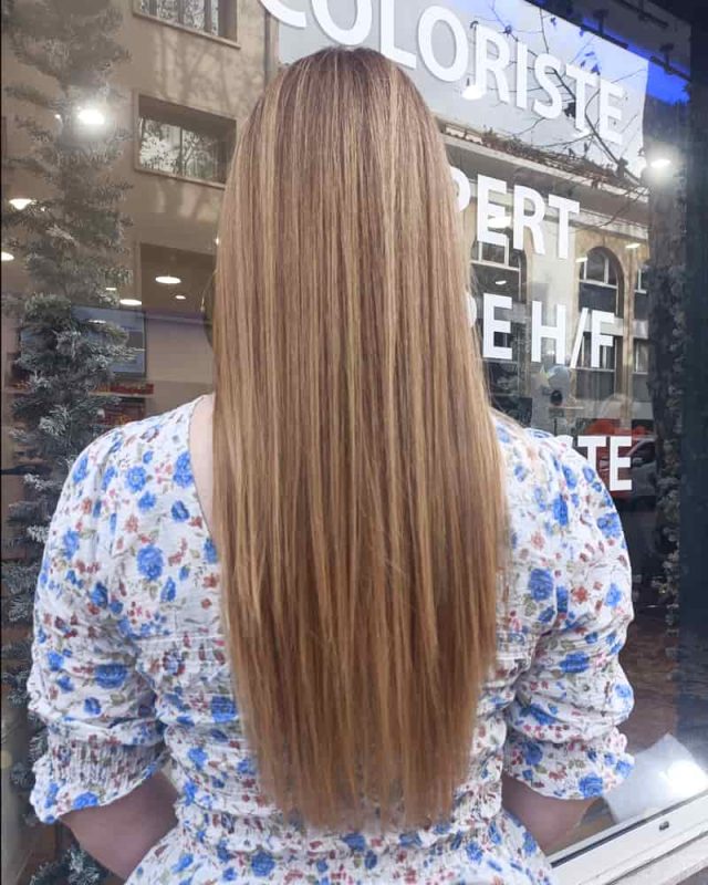 Cheveux longs avec balayage coloriste aix en provence