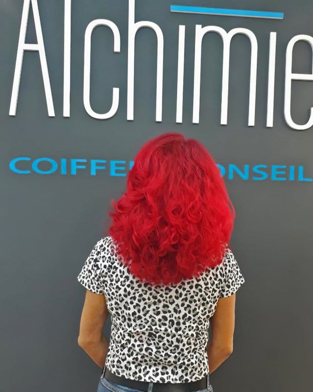 coiffeur-aix-coloriste-couleur-rouge-intense-coiffure-alchimie