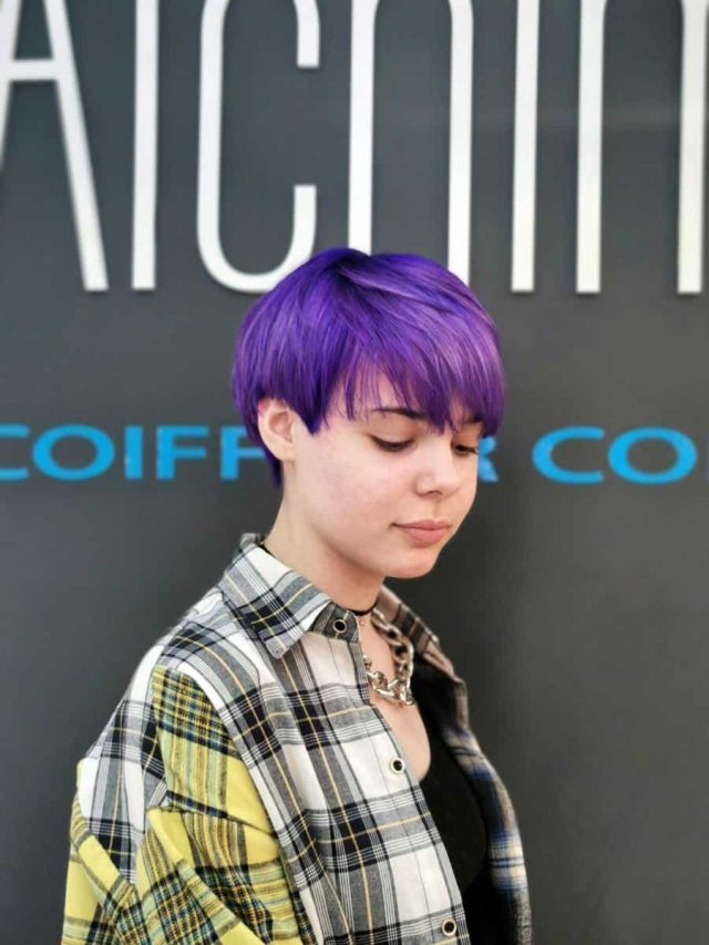 coloriste-aix-en-provence-cheveux-violet-intense-lumineux