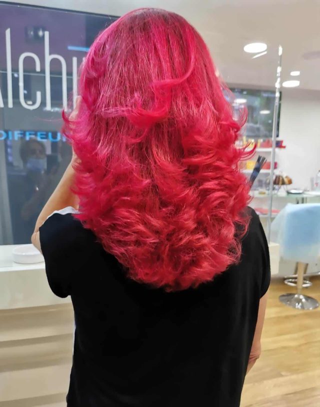 couleur-rouge-profond-coloriste-aix-en-provence-alchimie-coiffure