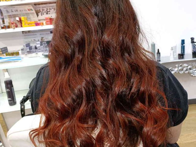 ombré hair rouge cheveux longs coiffeur aix en provence