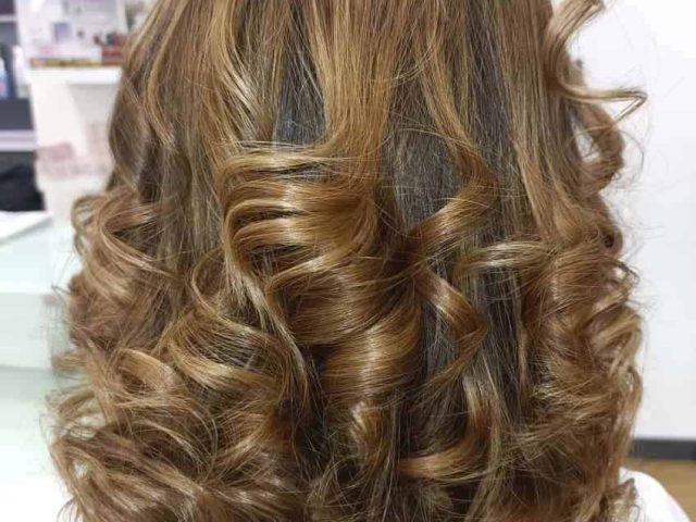 balayage blond naturel cheveux chatain